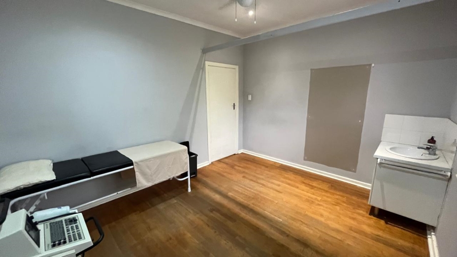  Bedroom Property for Sale in Jeffreys Bay Central Eastern Cape